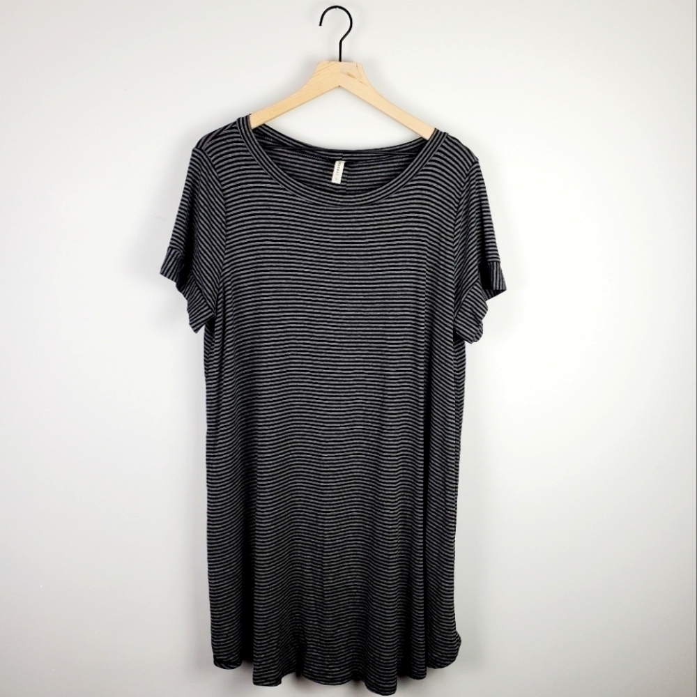 Emerald Gray Striped Button Dress 1XL